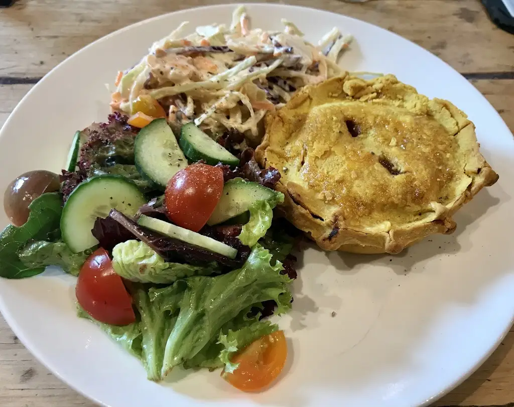 Louise Luminous_The Star in Narberth_Narberth_review