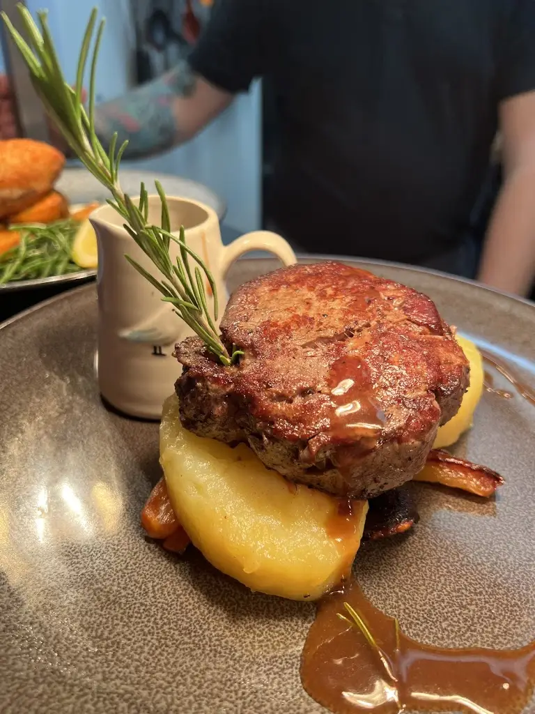 The Stone Crab_Narberth_slider_image_3