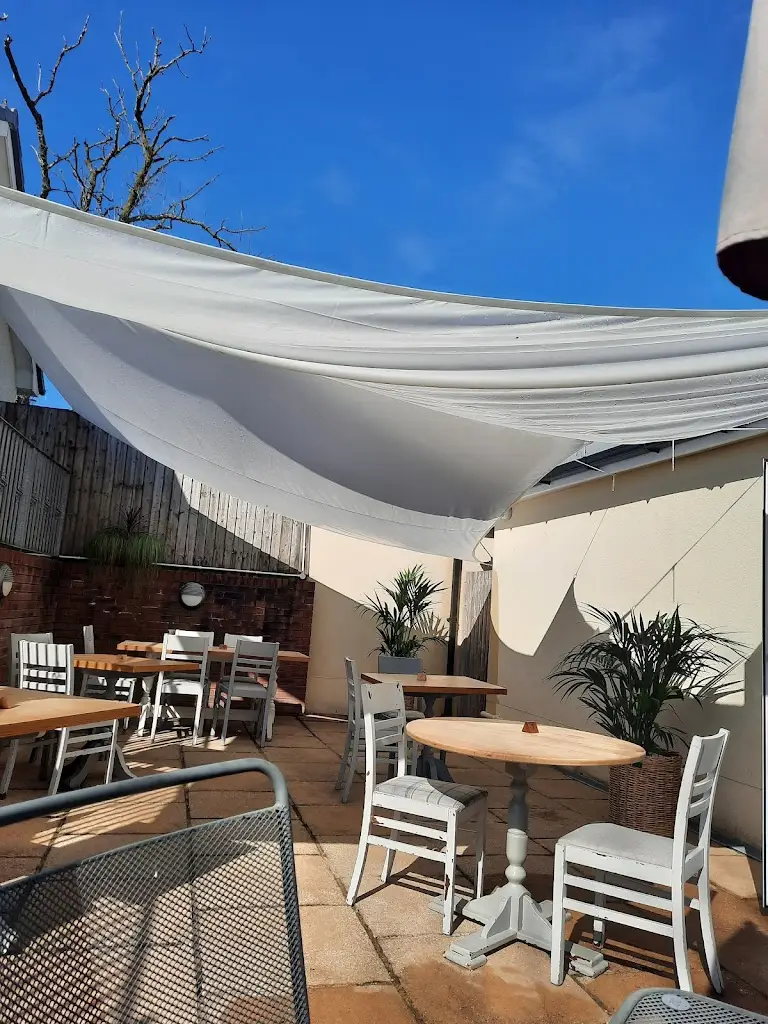 The Waun Wyllt Inn restaurant in Pontyberem