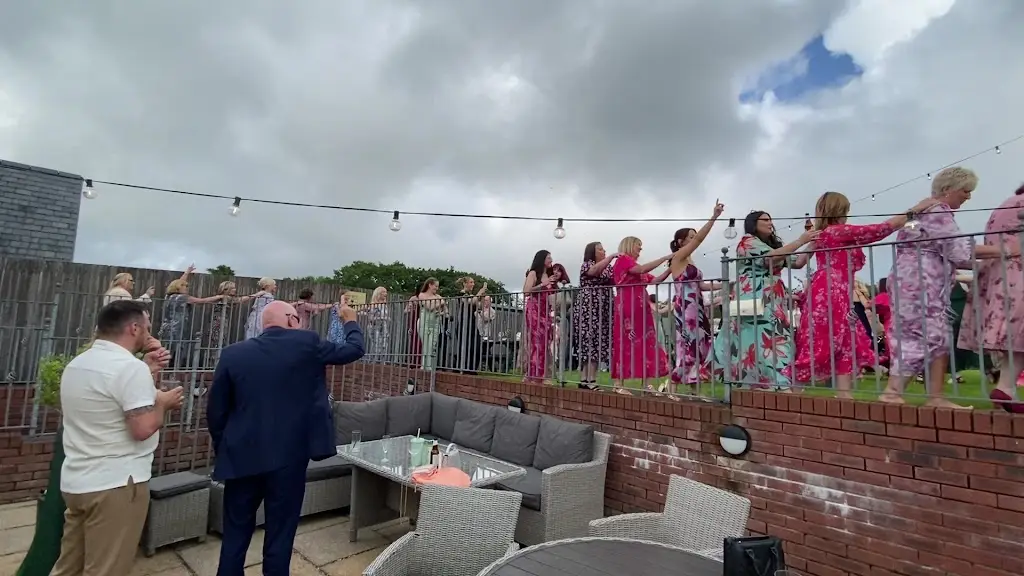 The Waun Wyllt Inn_Pontyberem_slider_image_2