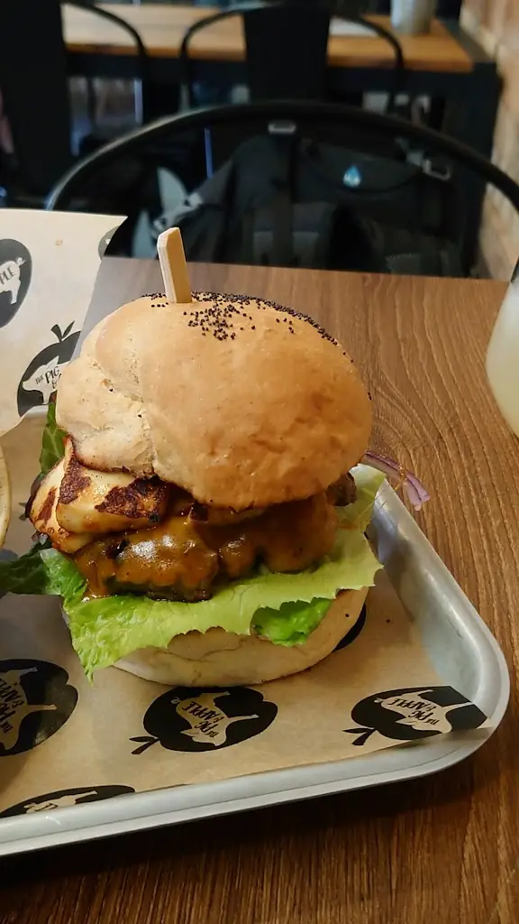 The Pig & Apple_Monmouth_slider_image_2