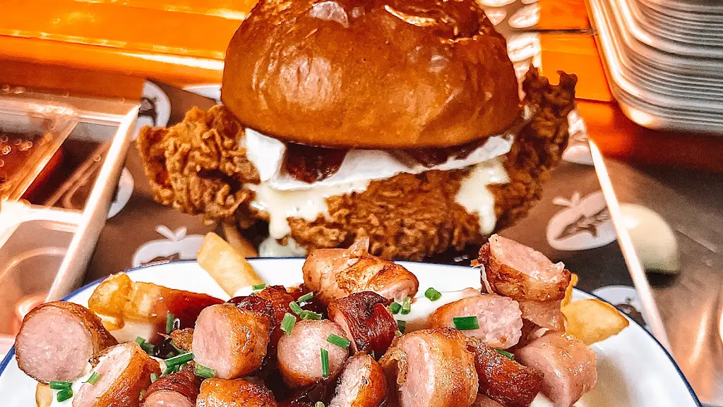 The Pig & Apple_Monmouth_slider_image_3