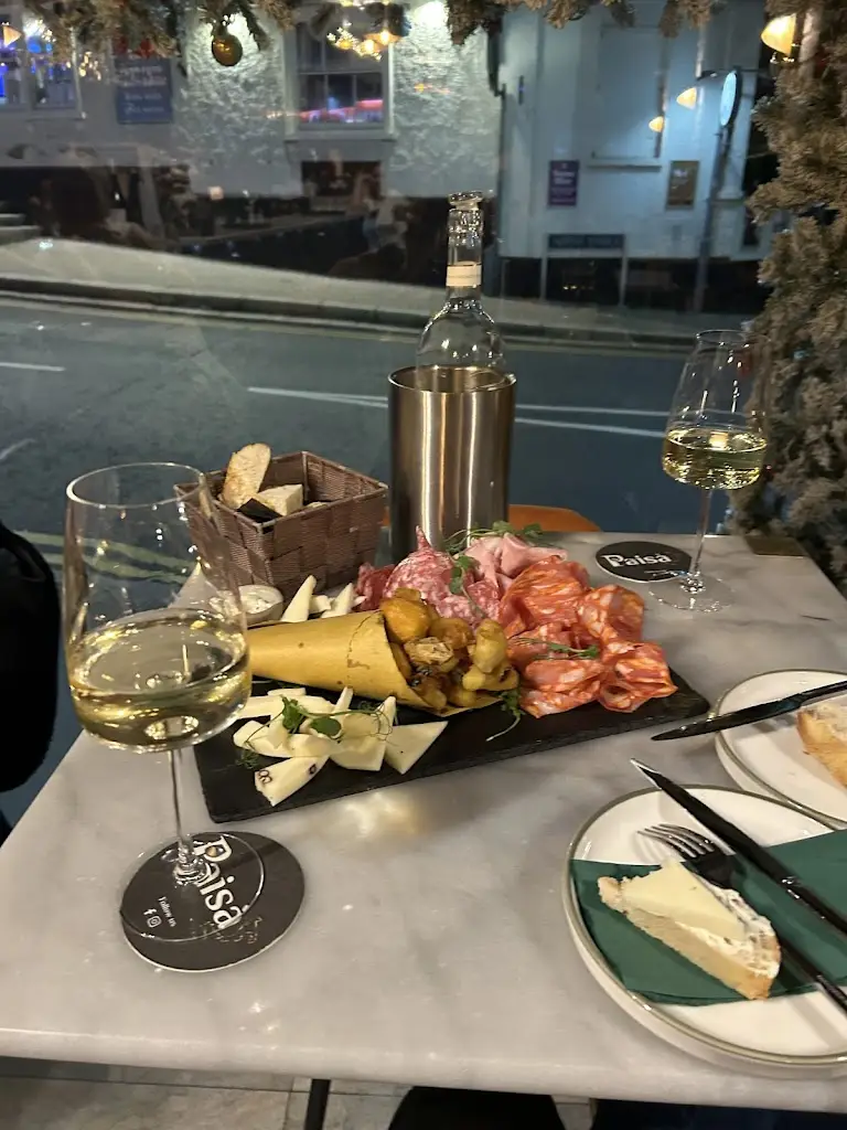 Paisá_Bishops Stortford_slider_image_3