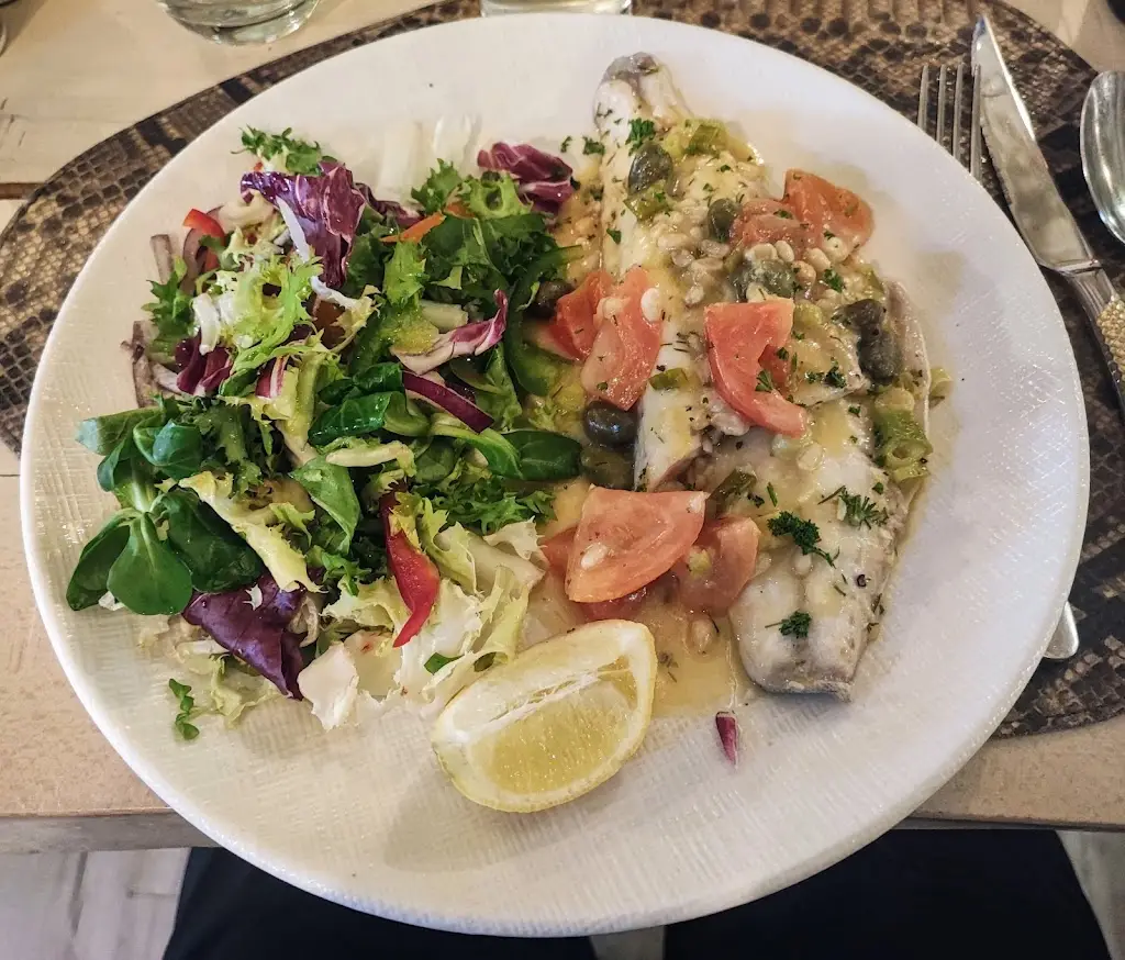 Keith Brandon_La Piccola Italia_Monmouth_review