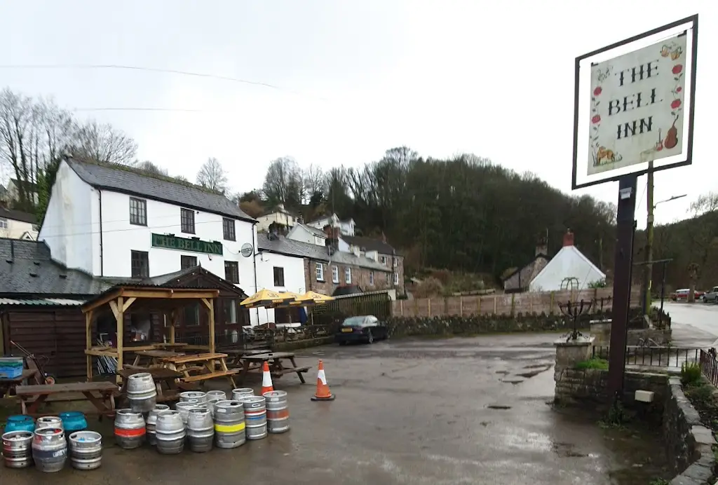 Oliver Leedam_The Bell Inn_Monmouth_review