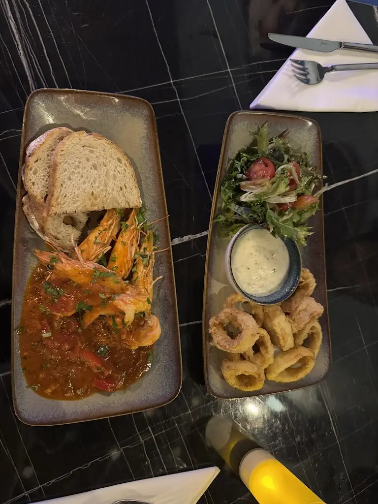 Louise Hang_Zeyna Bistro Bar_Bishops Stortford_review