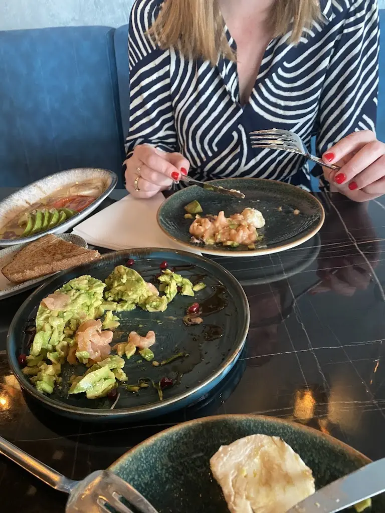 marcus bailey_Zeyna Bistro Bar_Bishops Stortford_review