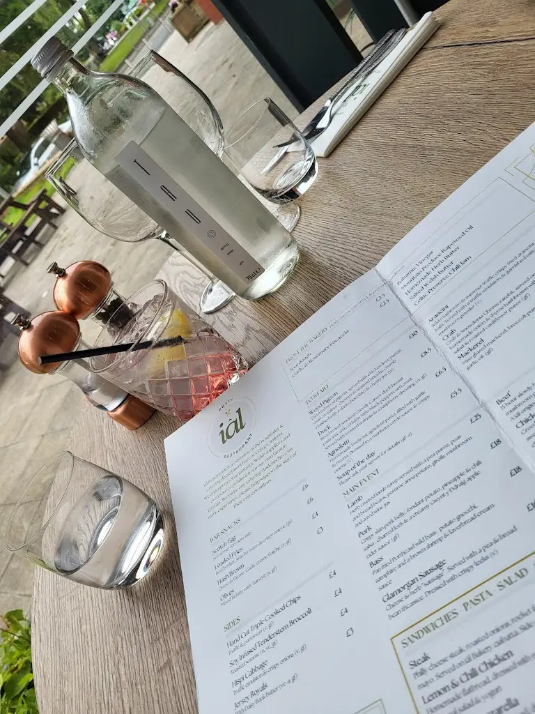 Menu_Iâl Restaurant_Marchwiel_imagen_4