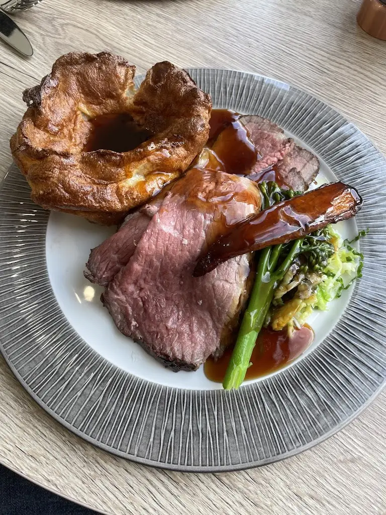 Menu_Iâl Restaurant_Marchwiel_imagen_7