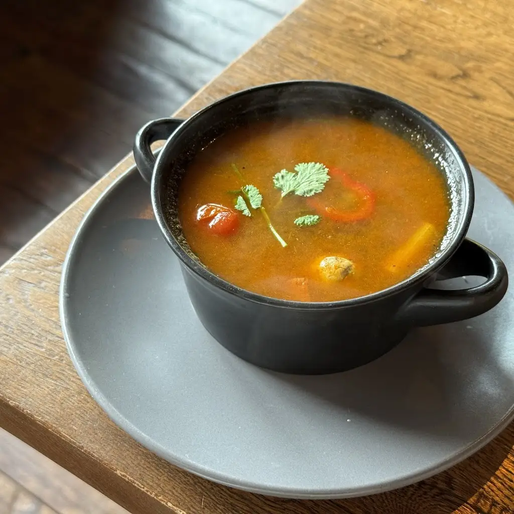 Yu Yu_ThaiDine Wrexham_Marchwiel_review