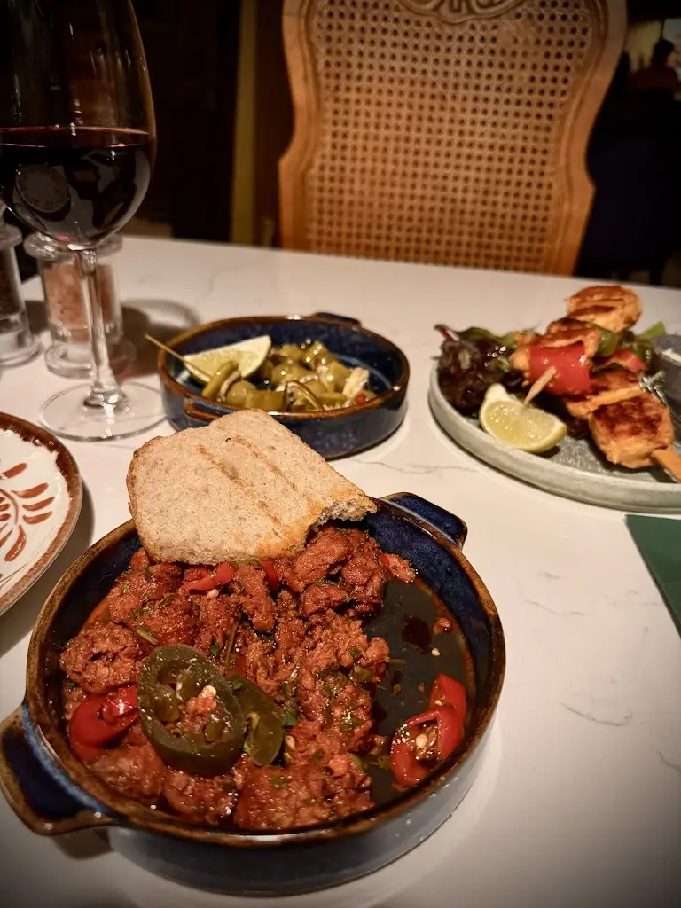 Laura Kearns_Sabrosa Del Fuego_Bishops Stortford_review