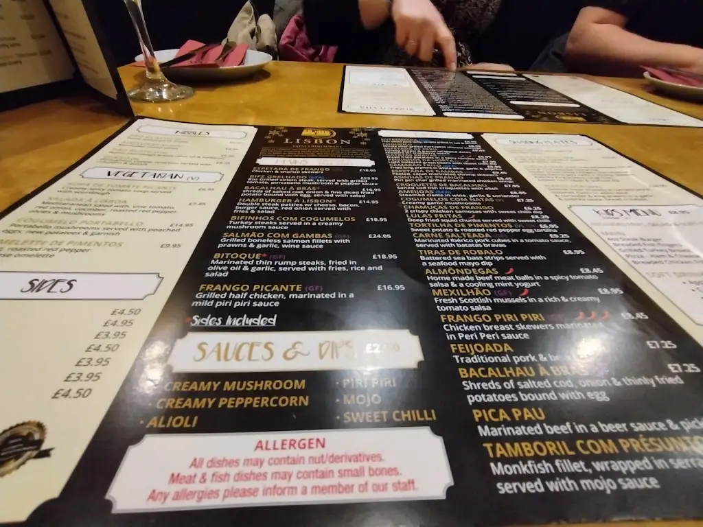 Menu_Lisbon Tapas Restaurant_Marchwiel_immagine_2