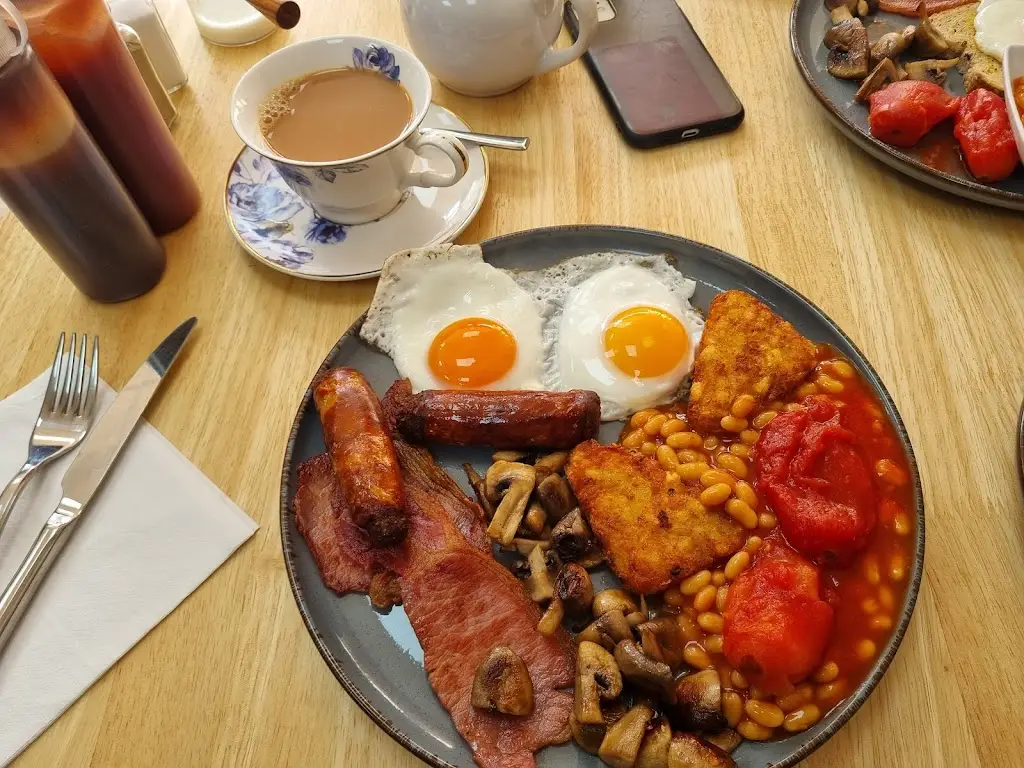 Alan Saunders_Wrexham Kitchen_Marchwiel_review