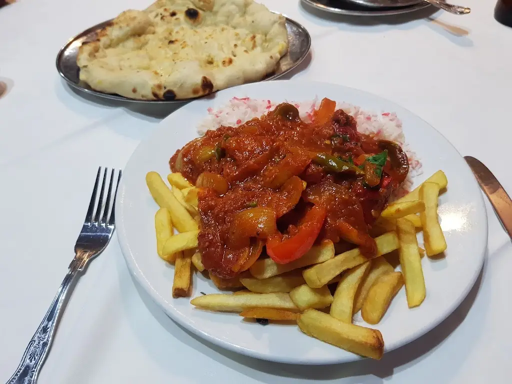 Craig Hall_Anise_Marchwiel_review