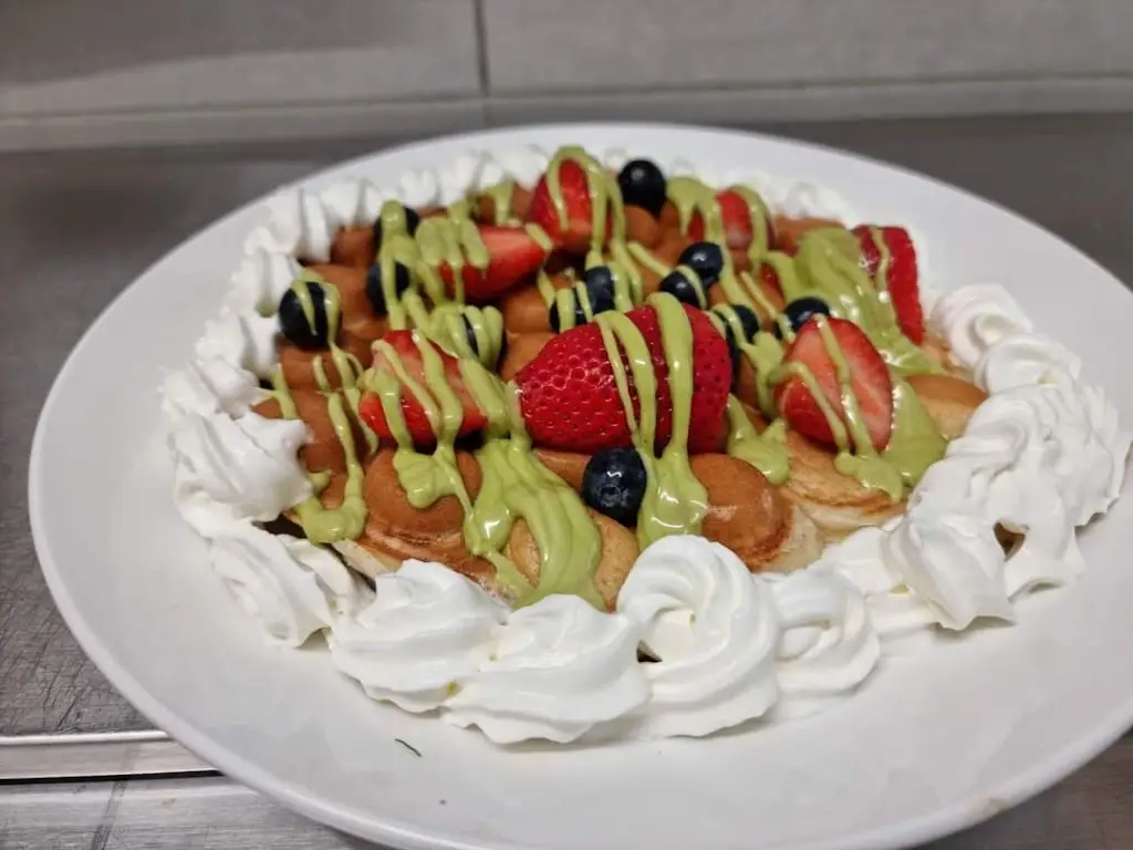 Maxim M&G Bar & Restaurant_Marchwiel_slider_image_3