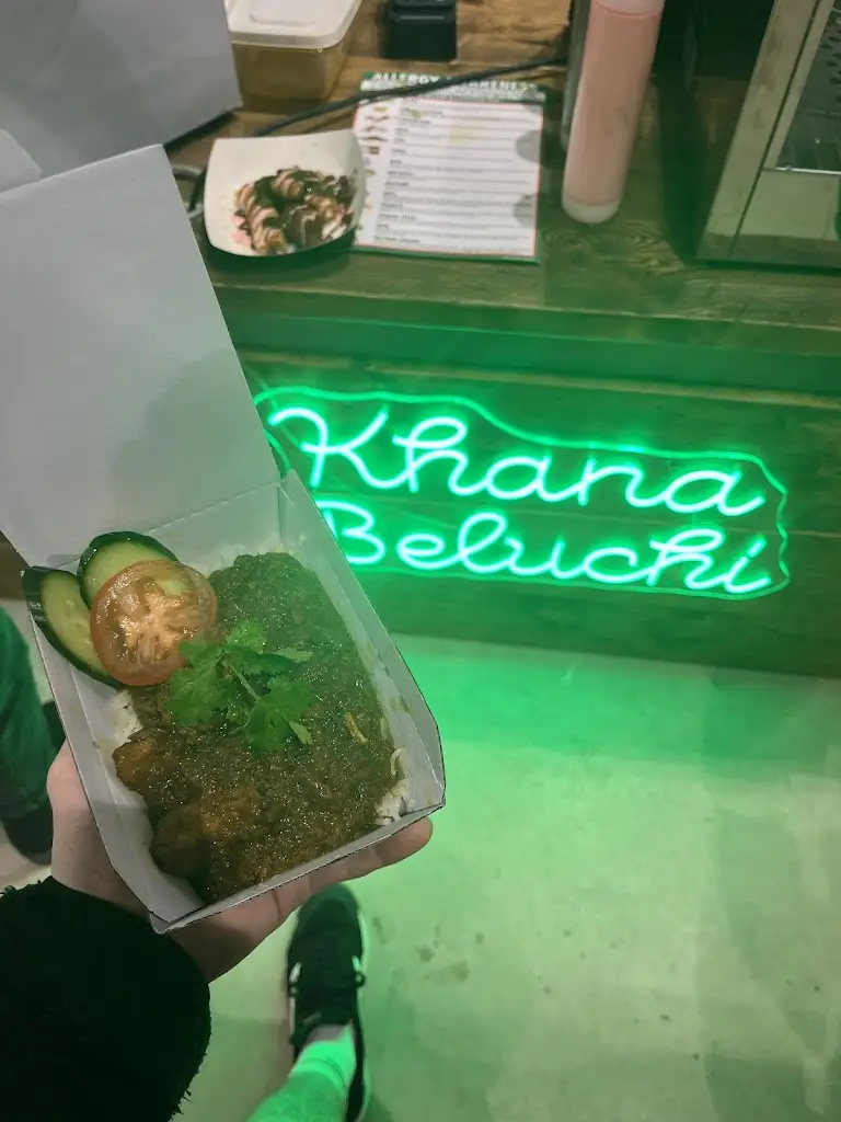 Alfie Lloyd_Khana beluchi_Marchwiel_review