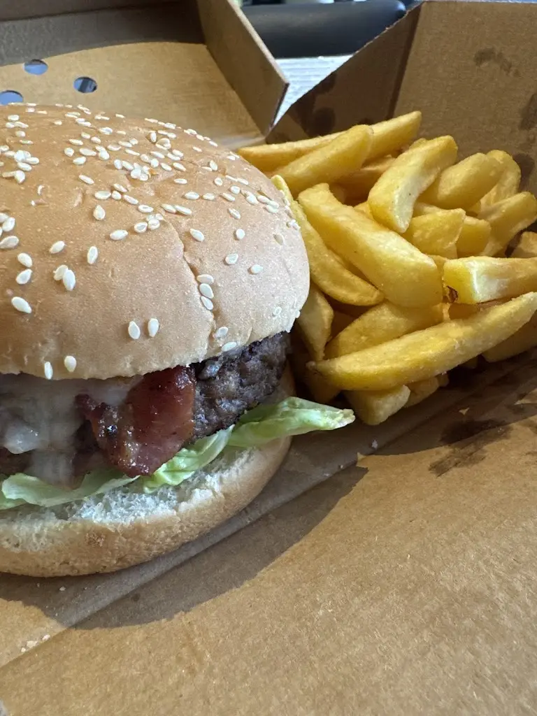 Anna Kiourtsidi_Gourmet Food Truck_Marchwiel_review