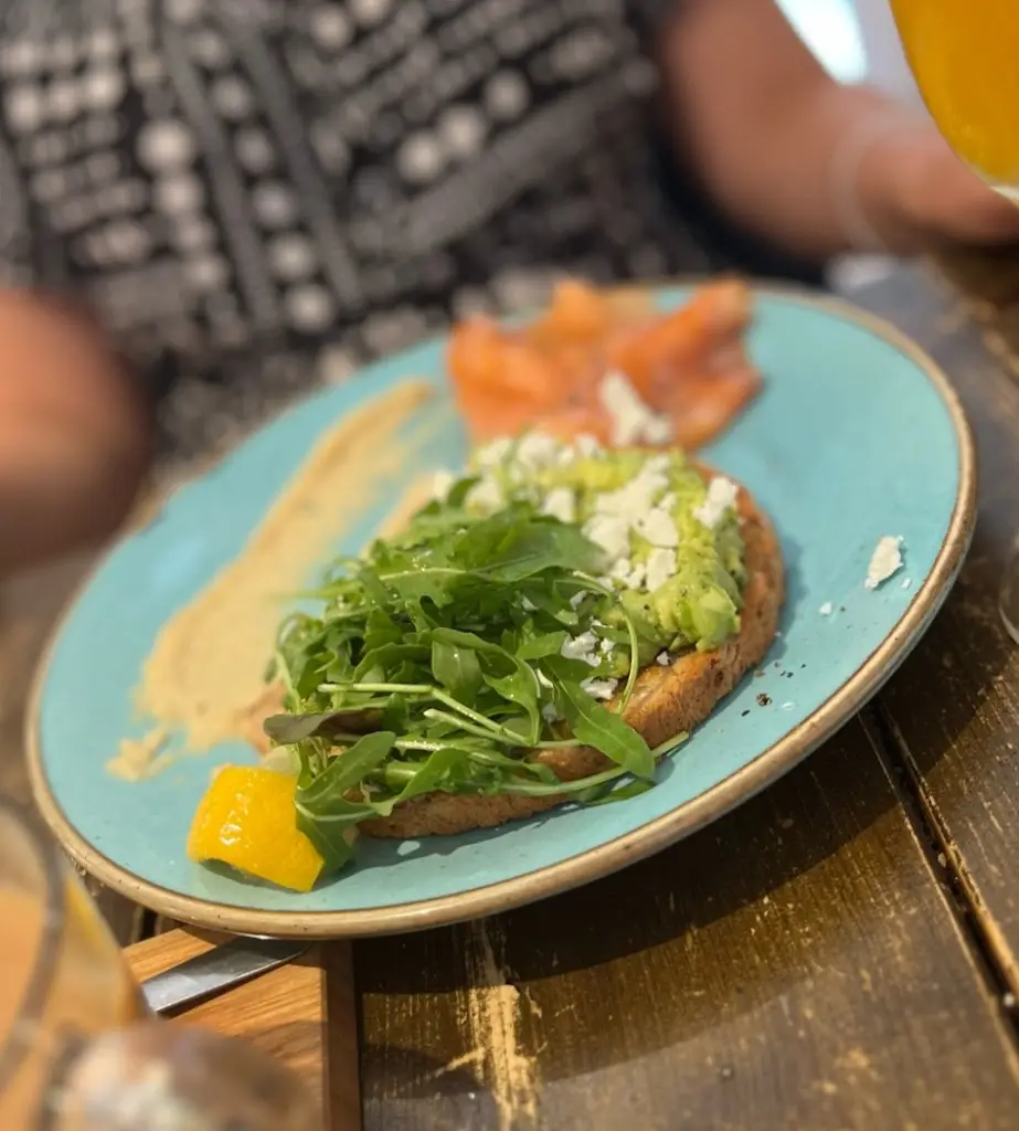 Jon Goodger_Lot 11 Cafe_Marchwiel_review