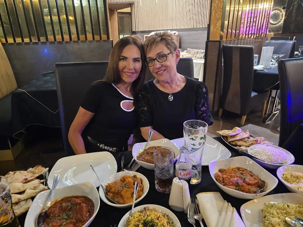 Philip Jones_Black Peppers_Marchwiel_review