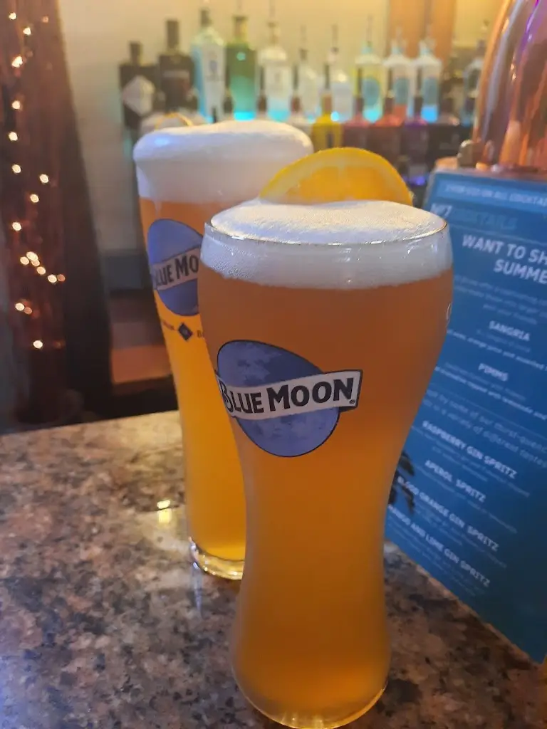 Susan Jones_Old No 7 Bar Grill Food_Marchwiel_review