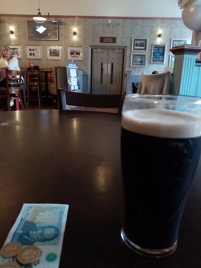 Menu_Wrexham Cwtch_Marchwiel_image_4