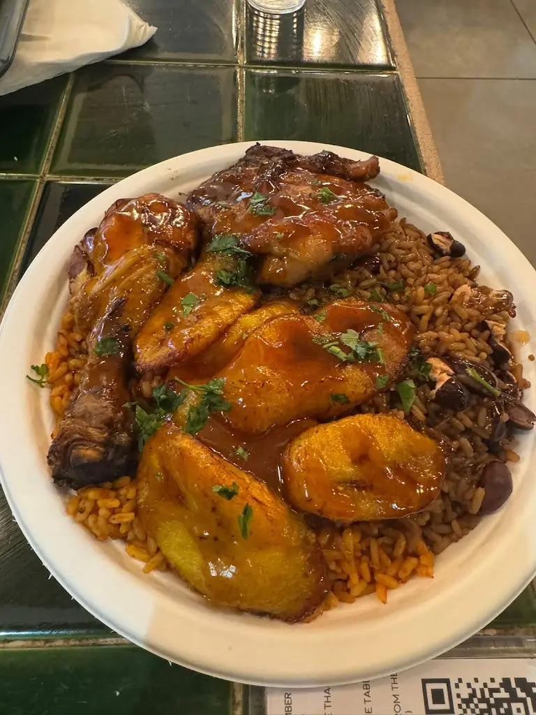 Invictus Motors Ltd_eat 17_Bishops Stortford_review