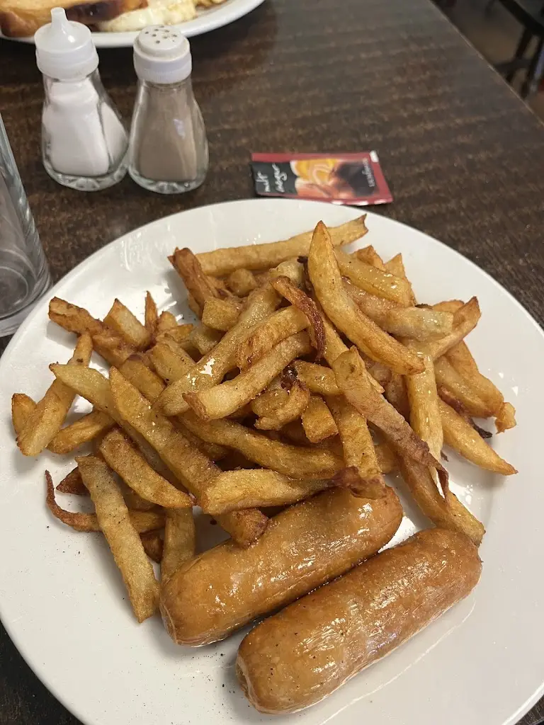 Zak Evans_The Priory Cafe_Marchwiel_review