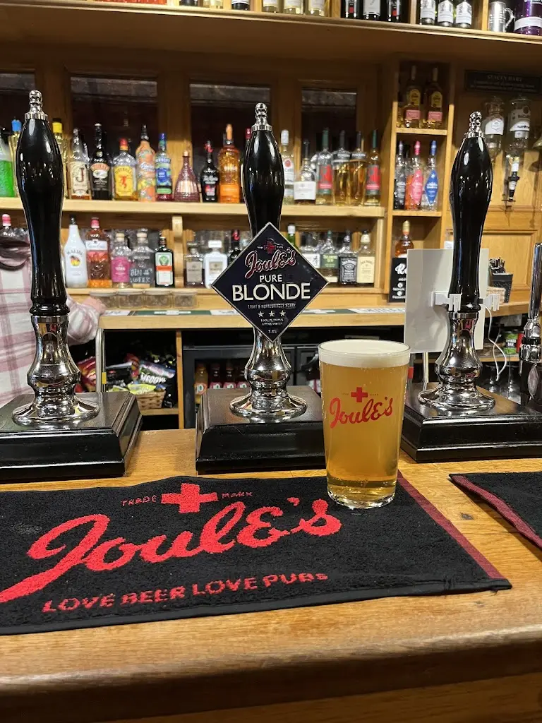 Mark Nicholson_The Royal Oak_Marchwiel_review