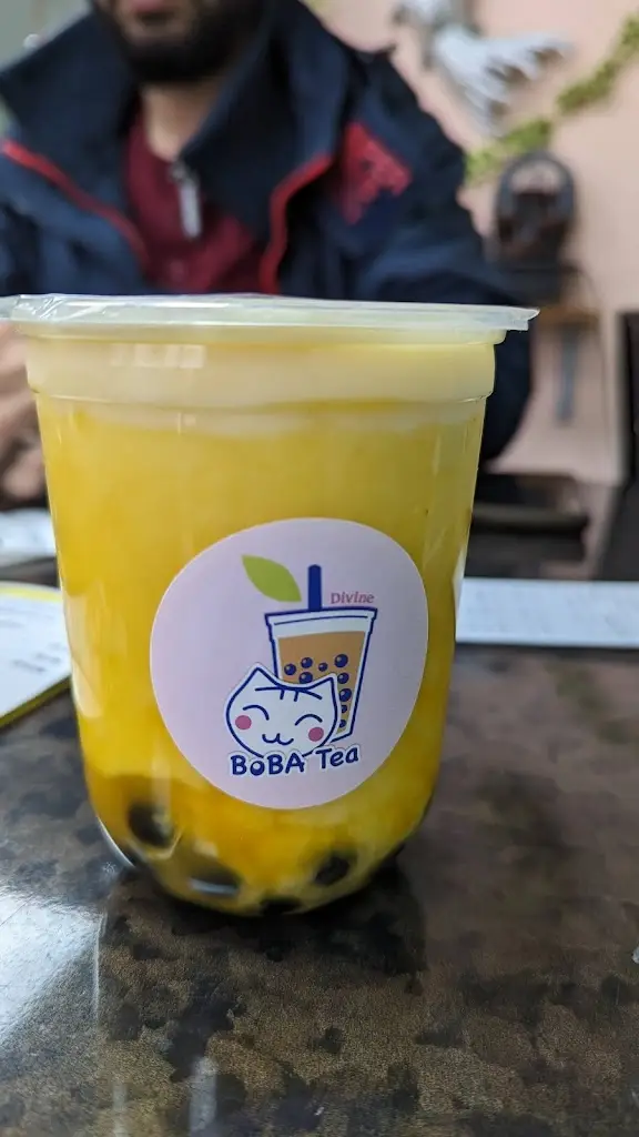 Menu_Divine Thai & Bubble Tea Shop_Marchwiel_image_2