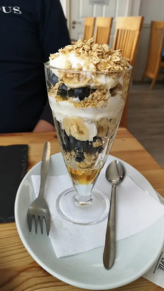 Menu_Breaktimes_Porthmadog_image_8