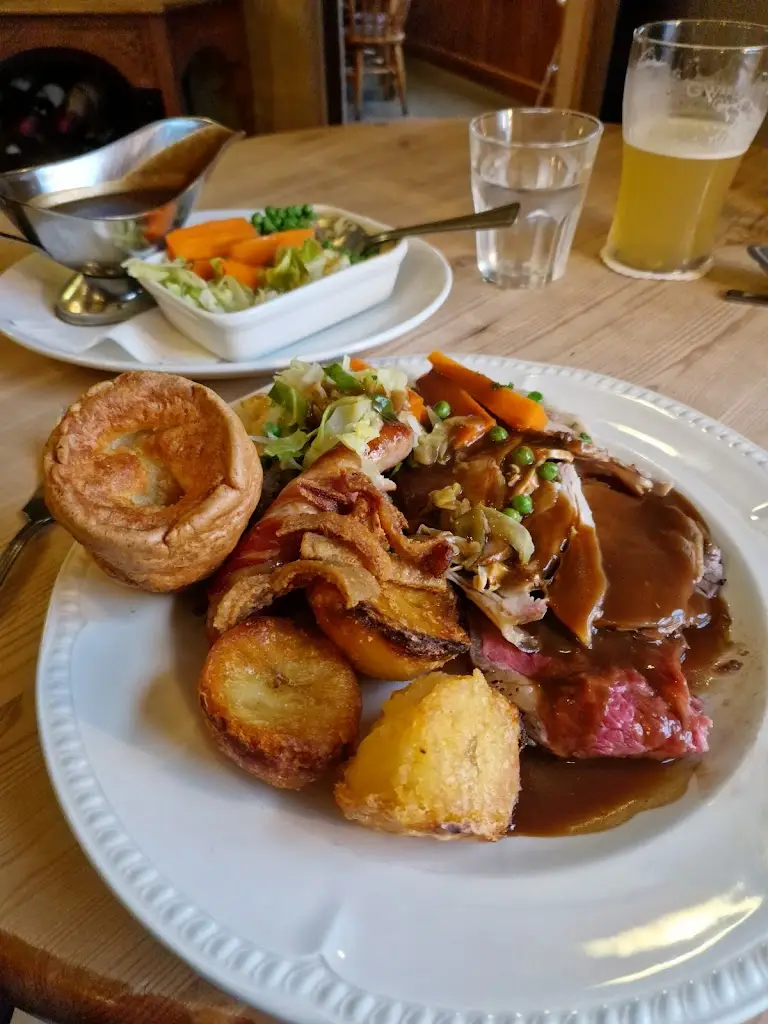 Menu_The Gwaelod-y-Garth Inn_Radyr_image_6