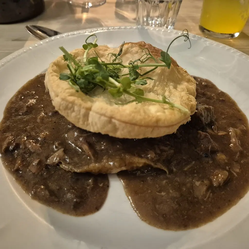 The Gwaelod-y-Garth Inn_Radyr_slider_image_3