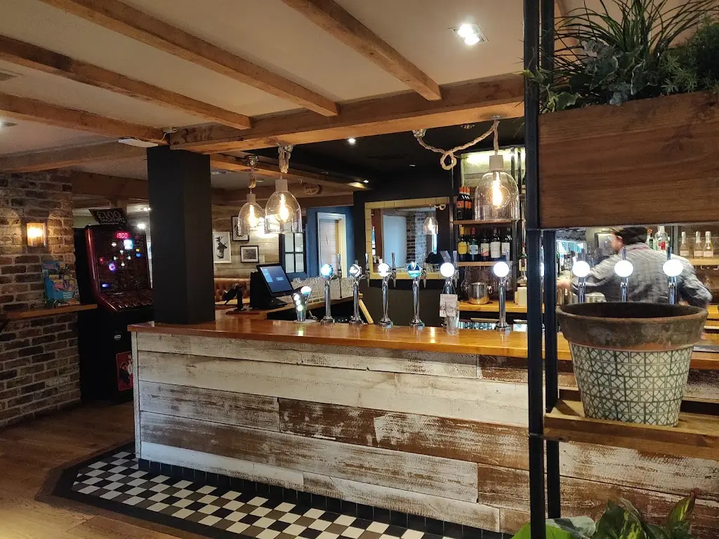 Harvester Pontypool_Pontypool_slider_image_1