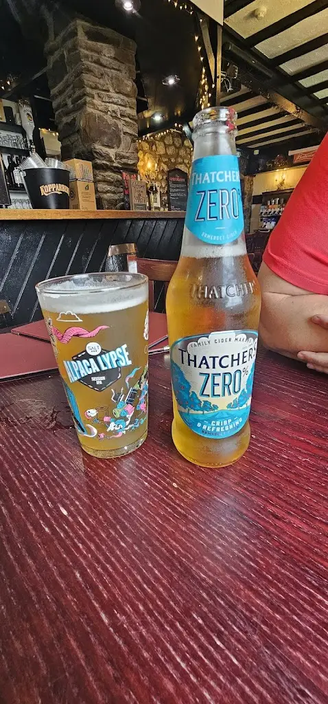 Robert Parfitt_The Open Hearth_Pontypool_review