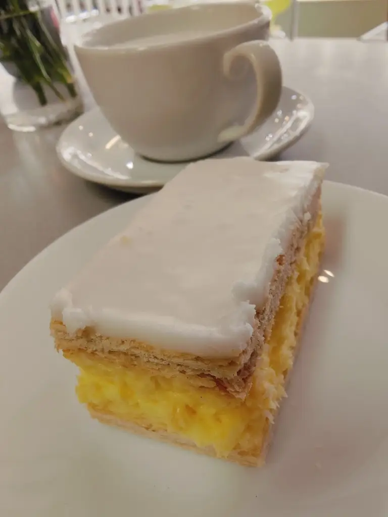 Menu_Lilly's Café_Pontycymer_image_9