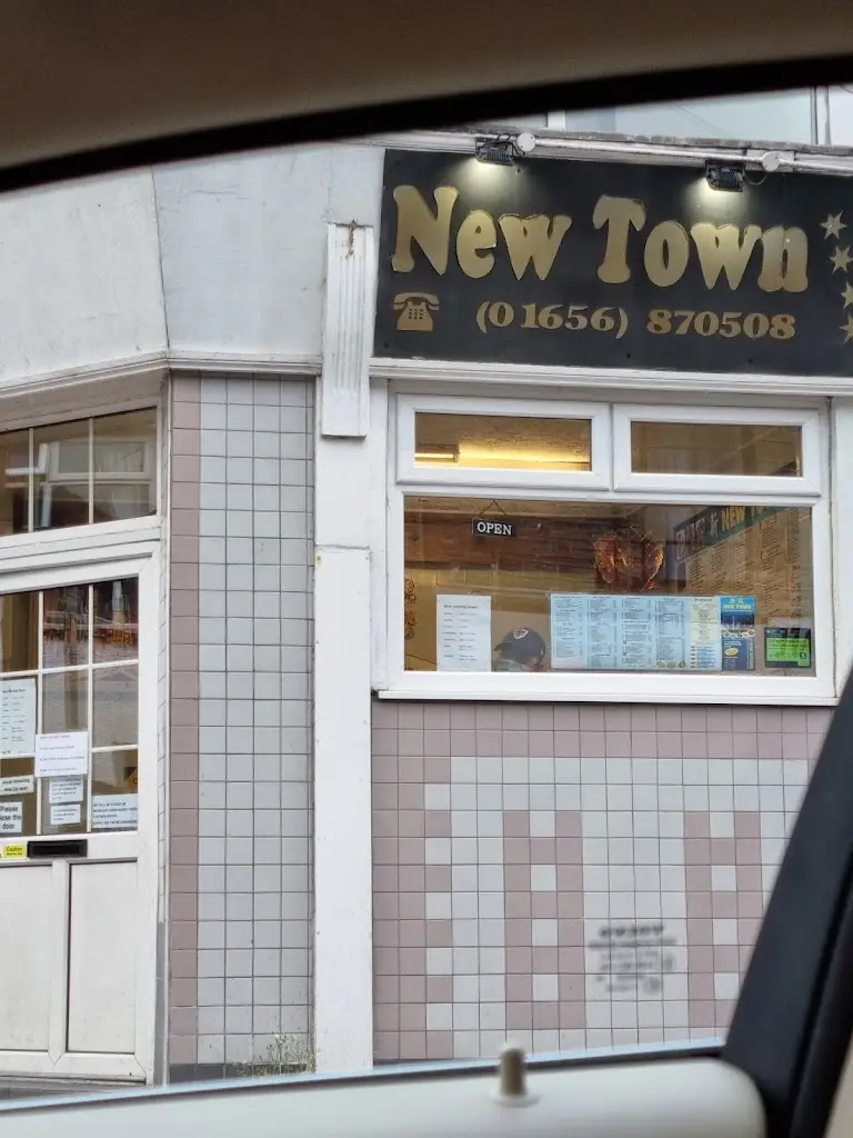 New Town_Pontycymer_slider_image_3