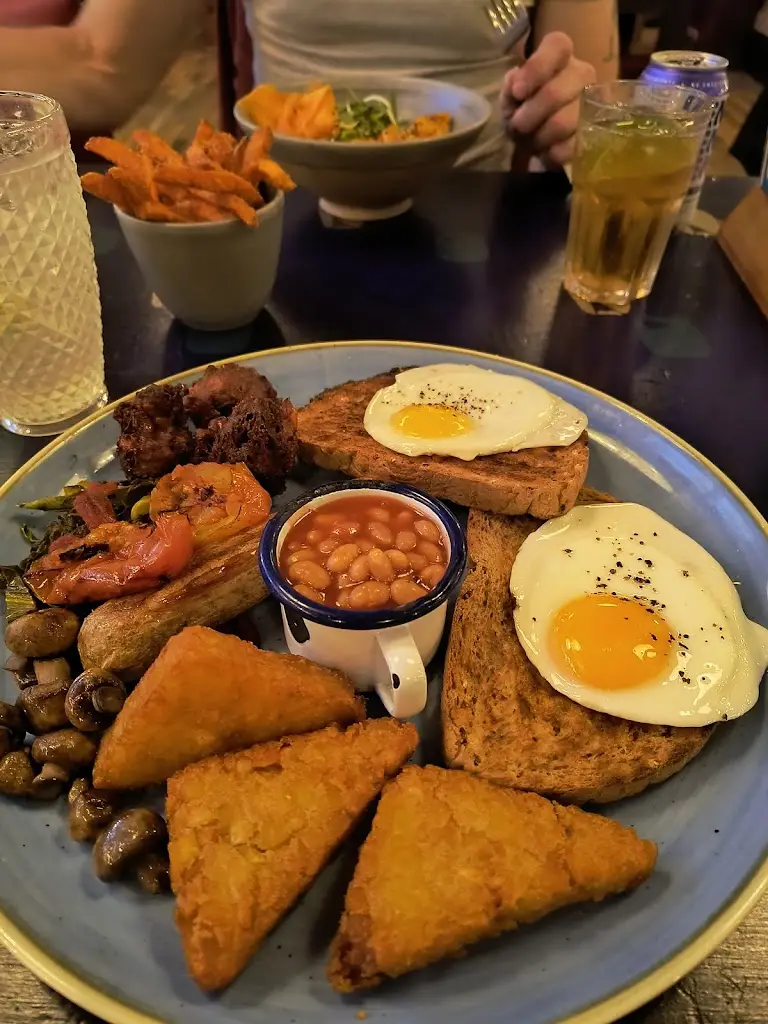 Menu_Cadno Lounge_Resolven_image_7