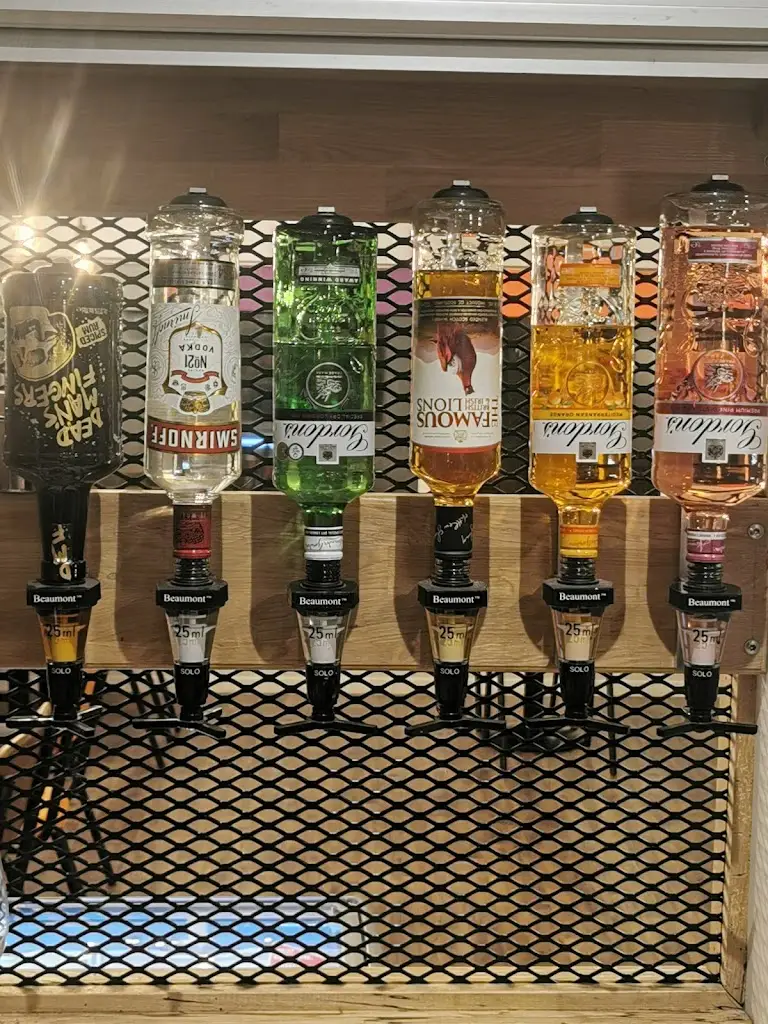 Caffi Largo_Pwllheli_slider_image_1