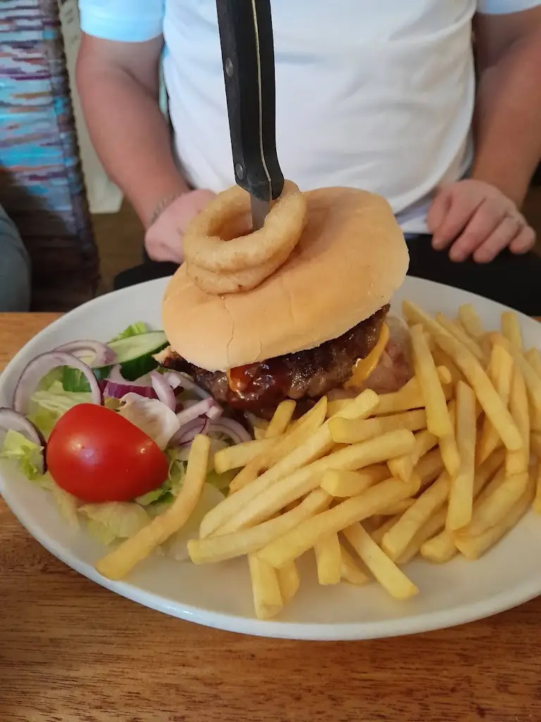 Menu_The Ivor Hael Hotel_Rhondda Cynon Taf_image_9