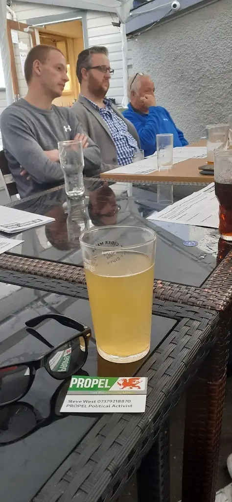 Menu_Lamb & Flag Inn_Rhayader_image_9