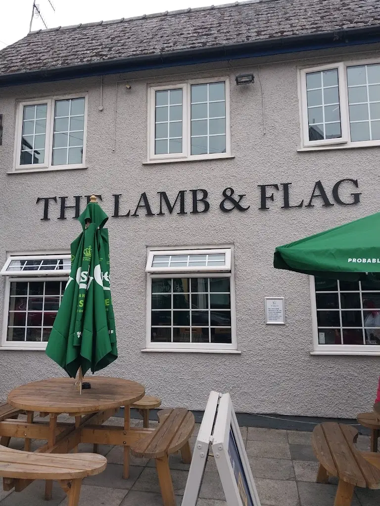 Charlie Gardner_Lamb & Flag Inn_Rhayader_review