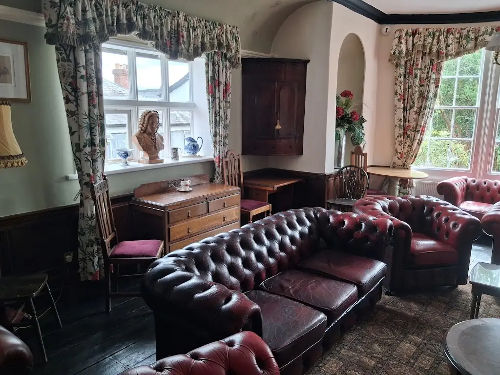 Jenny Smith_The Radnorshire Arms Hotel_Presteigne_review