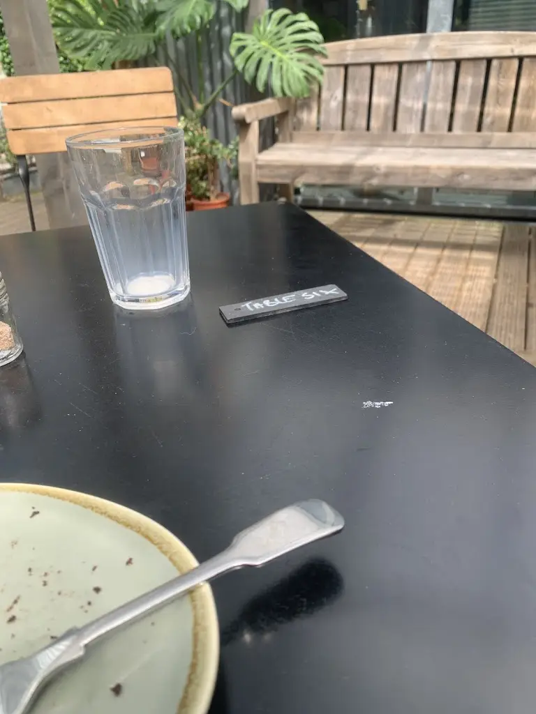 Darcy Barden_The Workhouse Gallery and Cafe_Presteigne_review