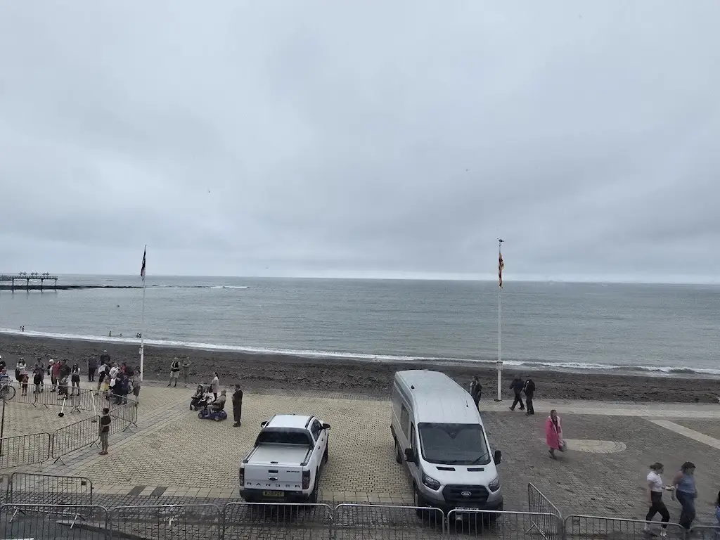 Phil Riches_Gwesty Richmond Hotel Restaurant_Penparcau_review