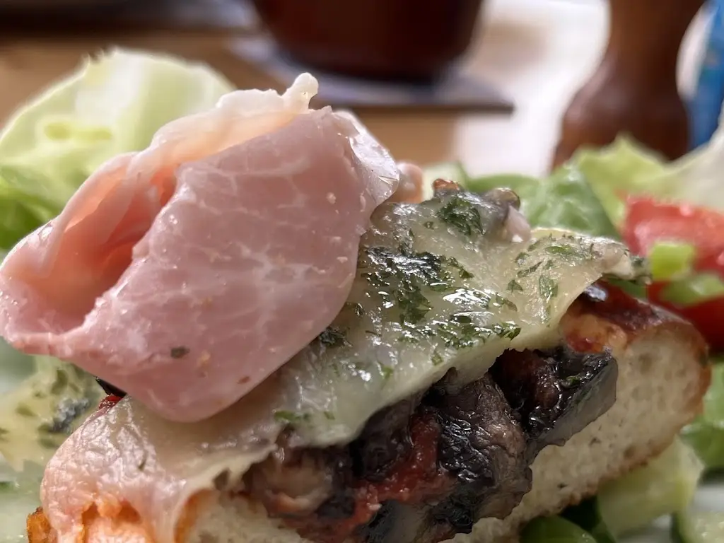 Elizabeth Collison_Carys's Angolino_Penparcau_review