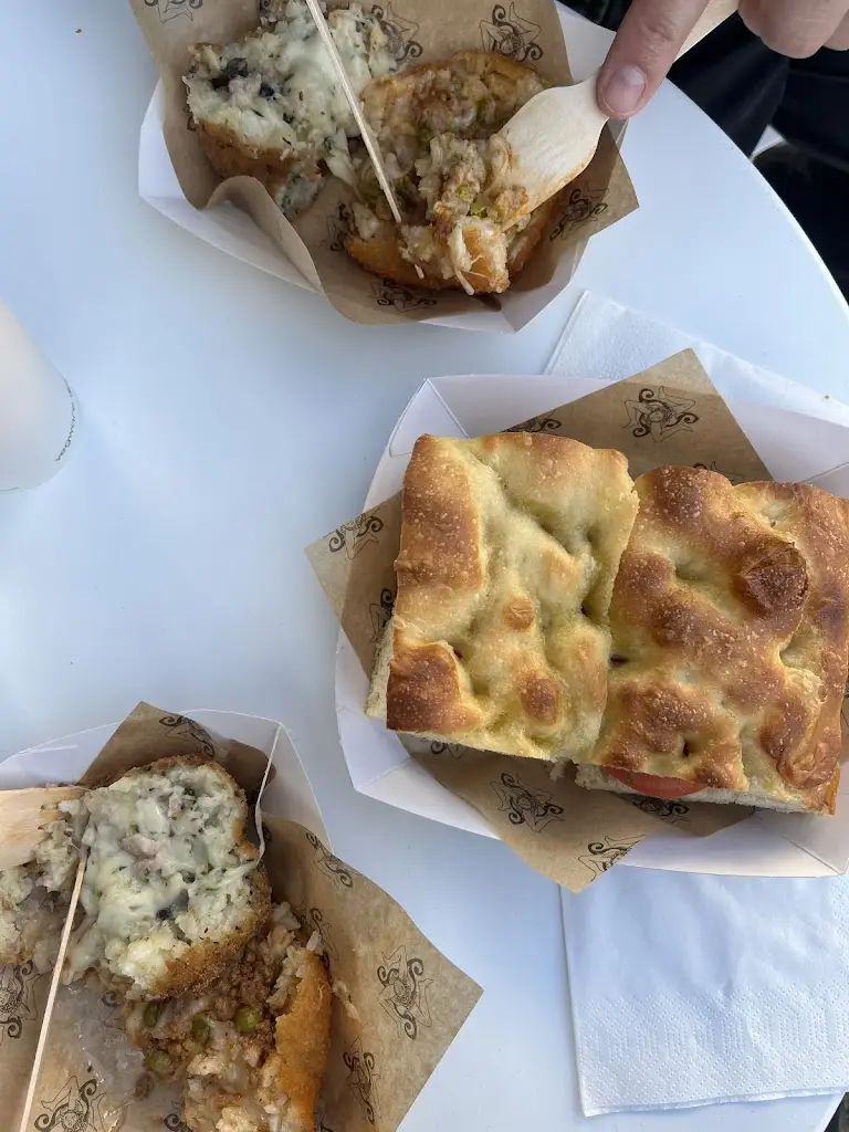 Rigan Lubinsky_Carys's Angolino_Penparcau_review