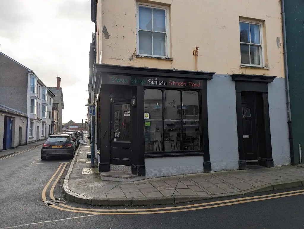 Carys's Angolino_Penparcau_slider_image_3