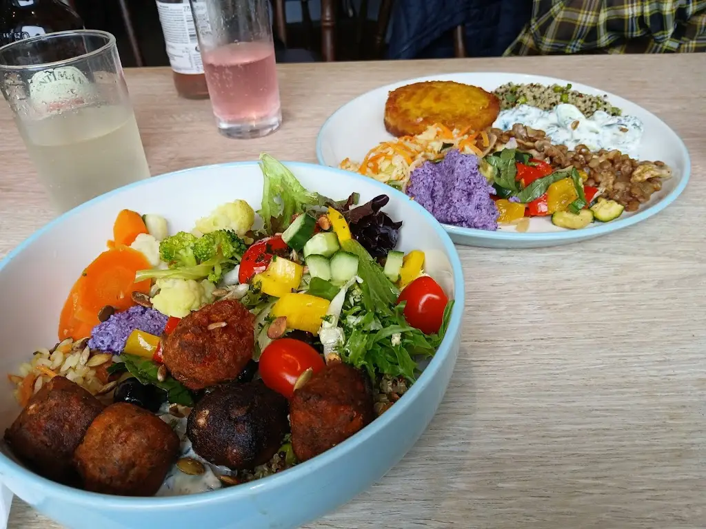 Jennifer Roberts_Dragonfly Bistro_Penparcau_review