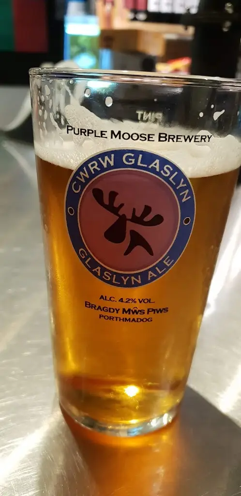 Menu_Yr Hen Lew Du_Penparcau_image_5