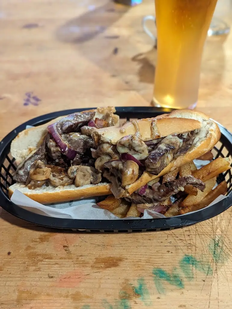 Menu_Yr Hen Lew Du_Penparcau_image_7